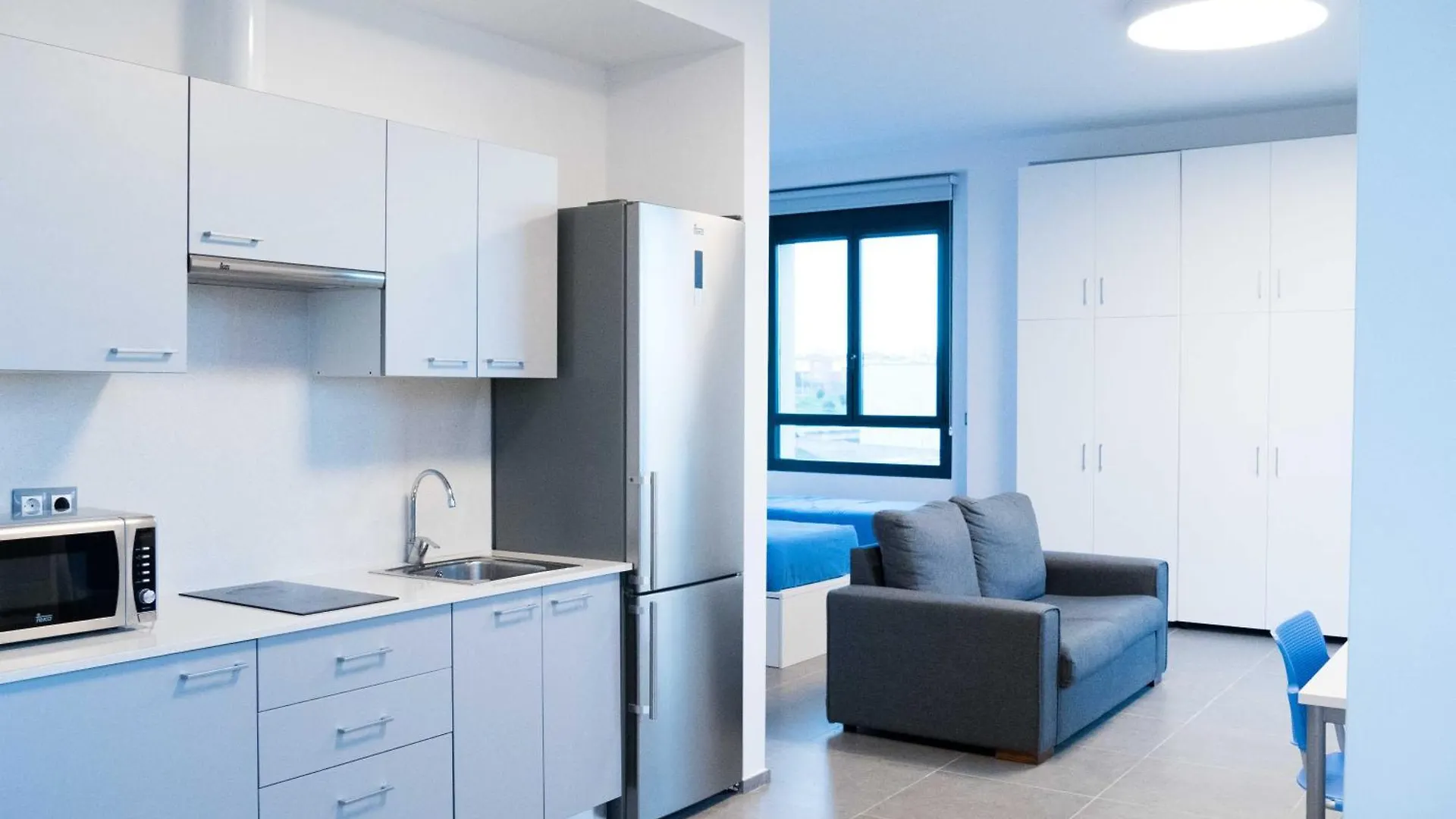Apartamentos Turisticos Uneatlantico Santander 0*,  Spain